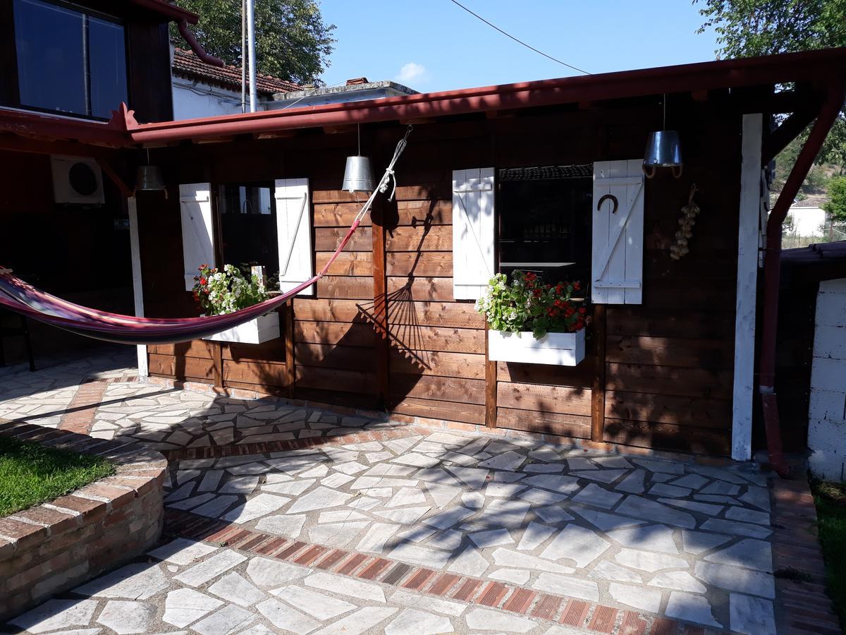 Traditional Guesthouse Трикала Экстерьер фото